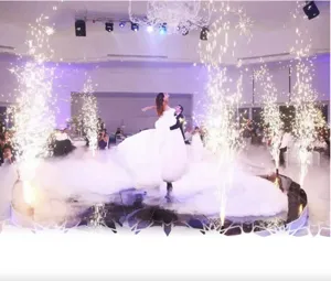 Вращающееся кольцо из фонтанов