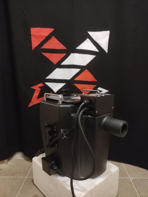 Генератор тяжелого дыма на воде (с сухим льдом)